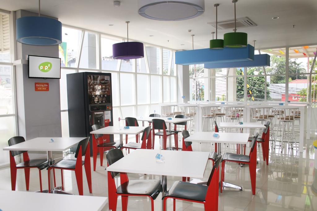 Pop! Hotel Kemang Джакарта Экстерьер фото